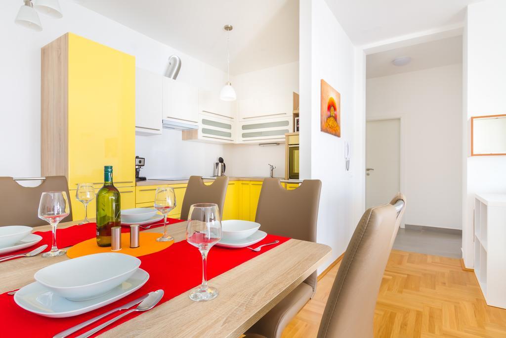 Villa Apartments Futura Apartment Vantacici