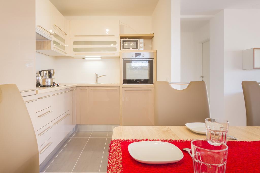 Villa Apartments Futura Vantacici