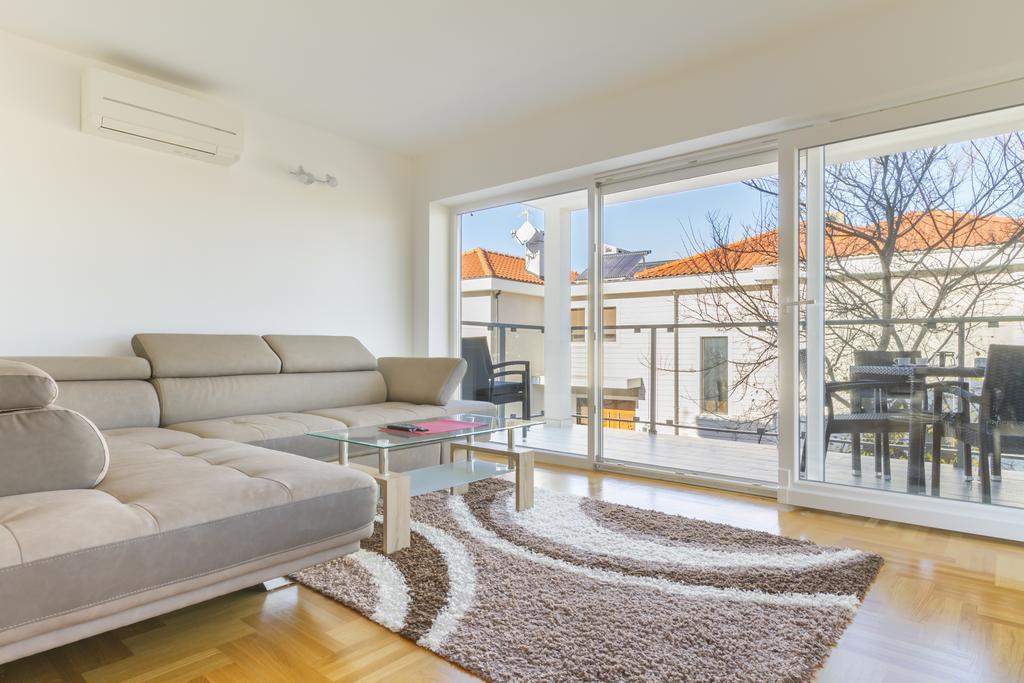 Villa Apartments Futura Apartment Vantacici